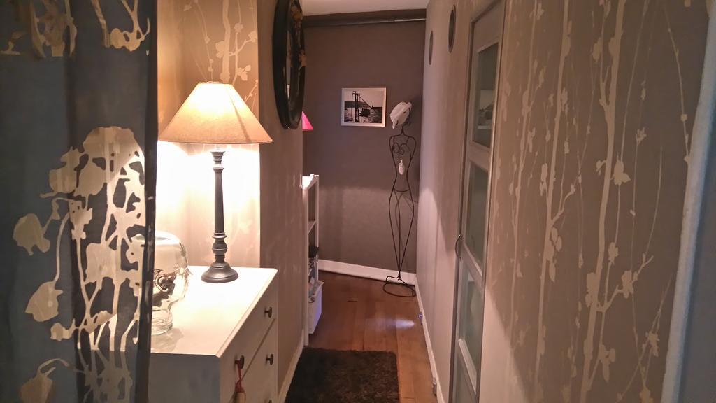 Le Nid Bord De La Loire Apartment Orleans Exterior photo