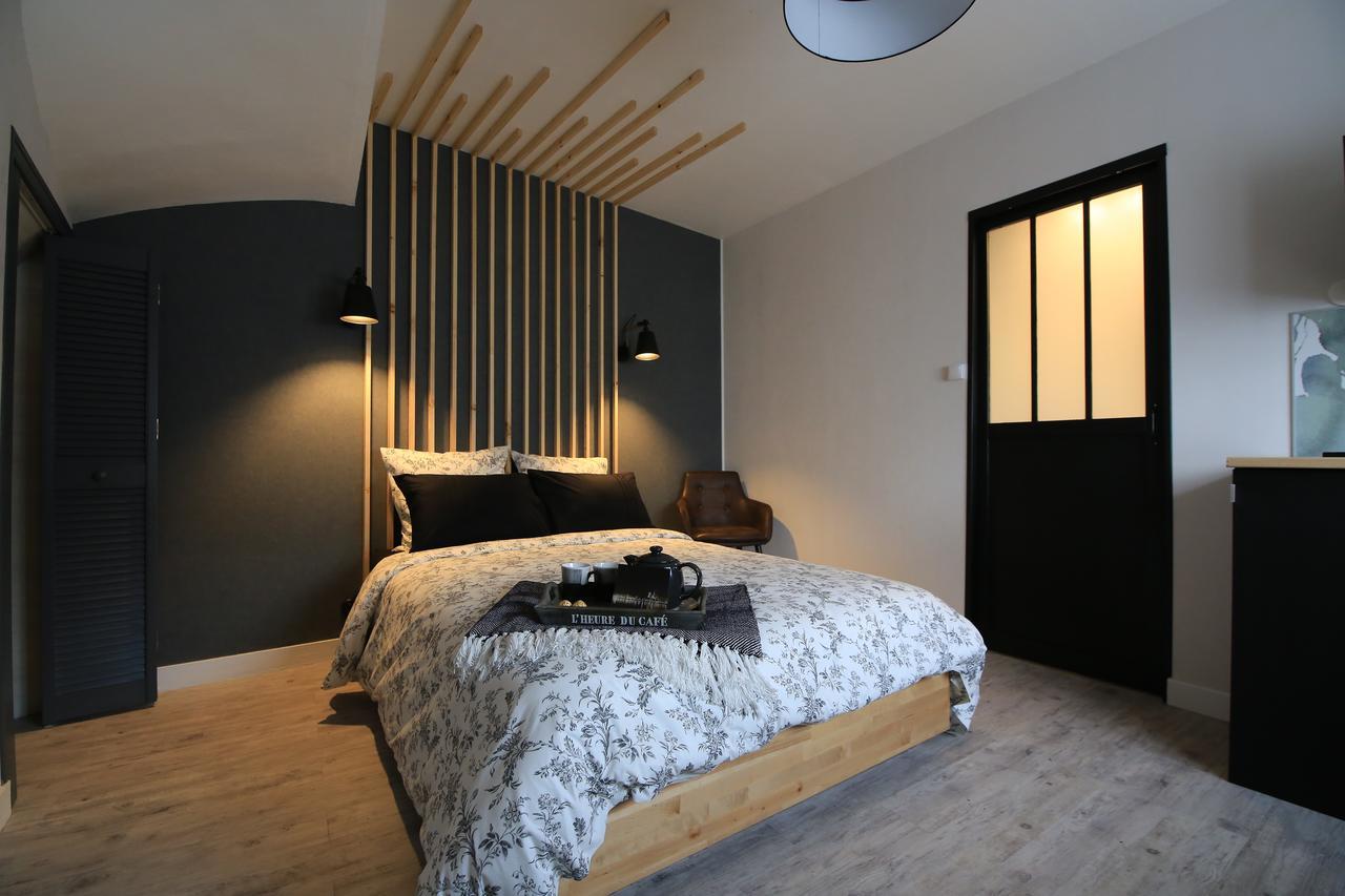 Le Nid Bord De La Loire Apartment Orleans Exterior photo