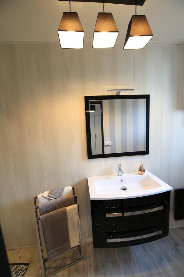 Le Nid Bord De La Loire Apartment Orleans Exterior photo