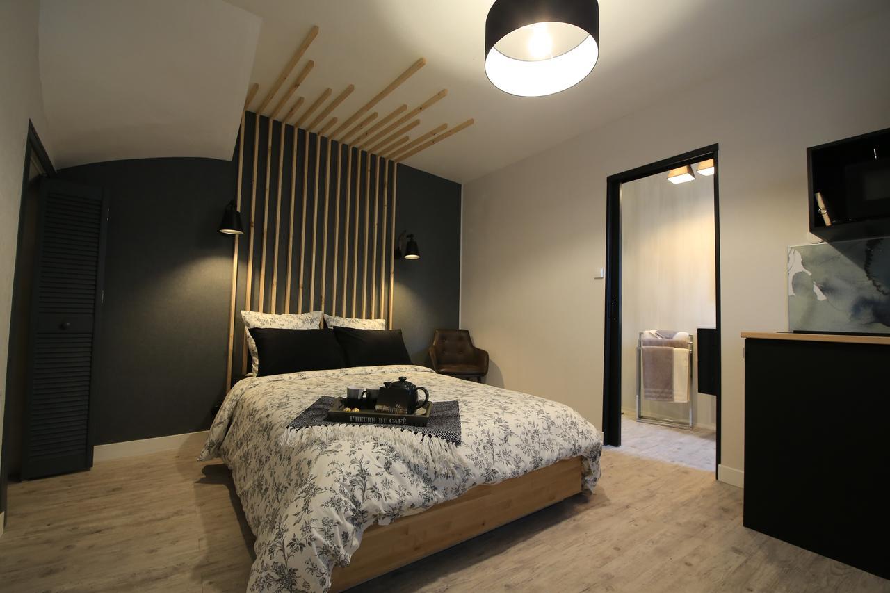 Le Nid Bord De La Loire Apartment Orleans Exterior photo